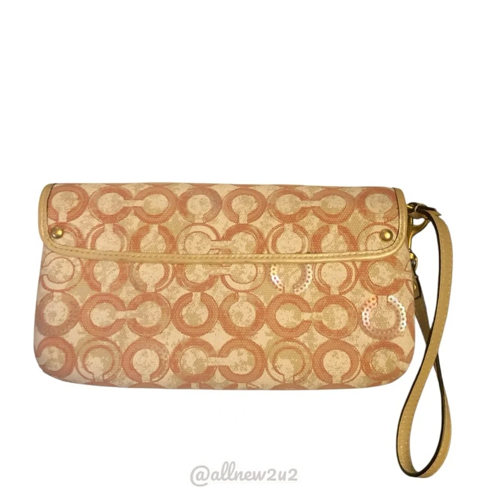 Coach Signature C monogram Pink & Cream Sequin Signature Clutch Wristlet Care Bk - Picture 2 of 9